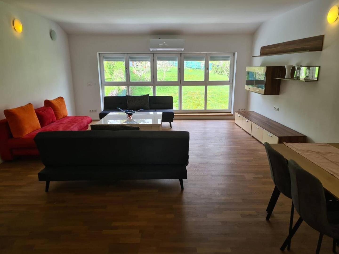 Apartment 10 Minutes To S-bahn I Garden Option I Wifi Wien